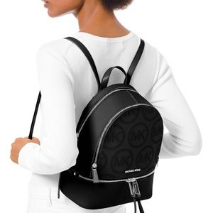 01140 RHEA ZIP SMALL LEATHER BACKPACK